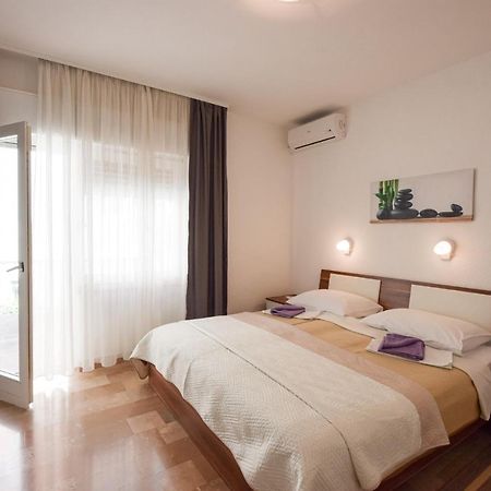B&B Villa Ivona Baška Voda エクステリア 写真