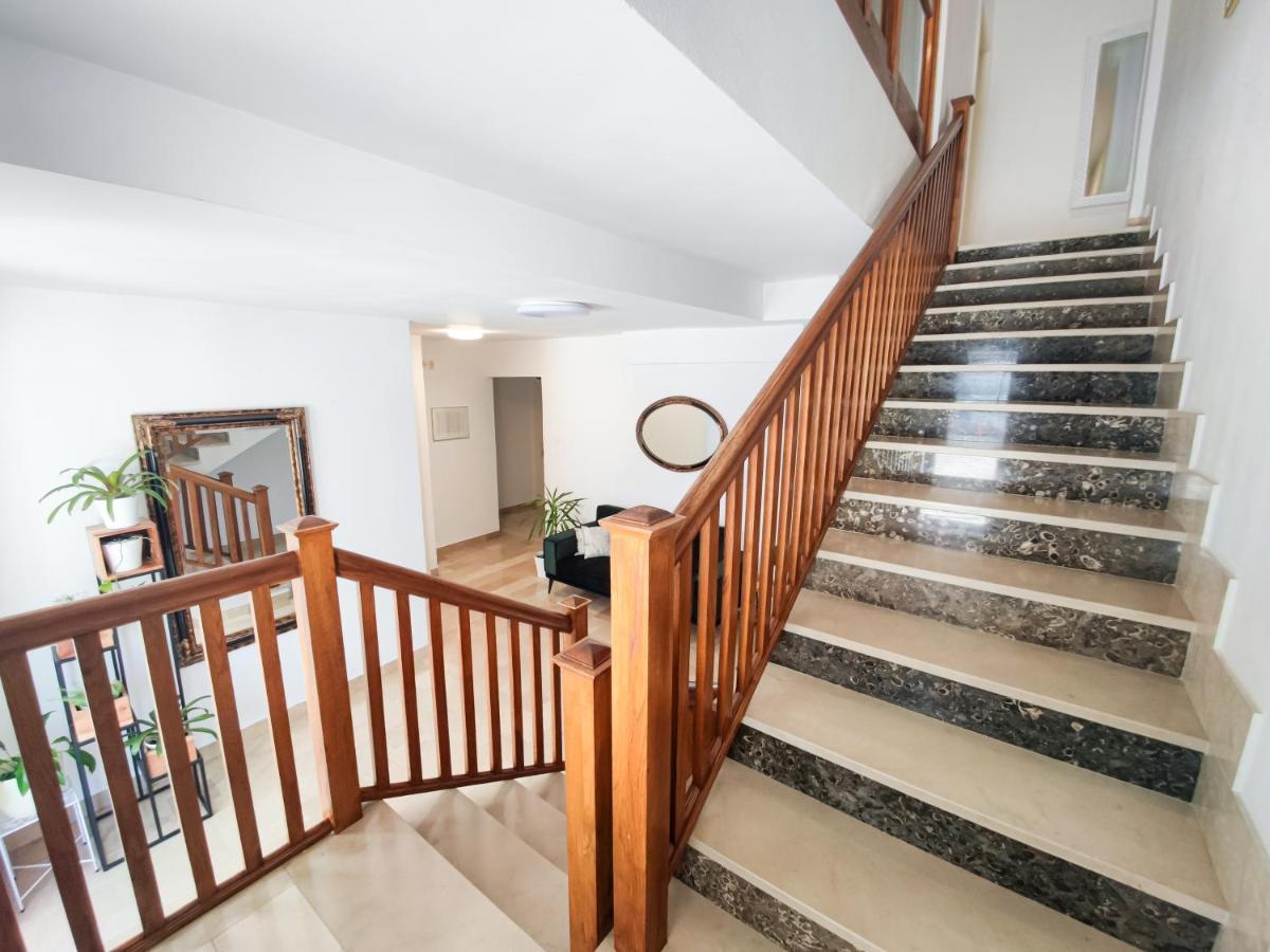 B&B Villa Ivona Baška Voda エクステリア 写真