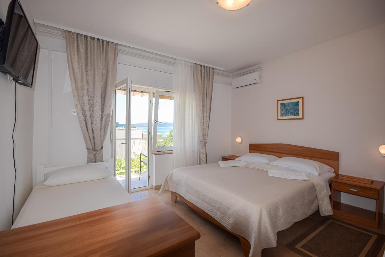 B&B Villa Ivona Baška Voda エクステリア 写真