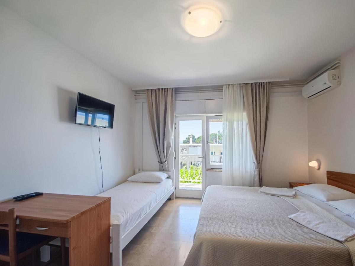B&B Villa Ivona Baška Voda エクステリア 写真